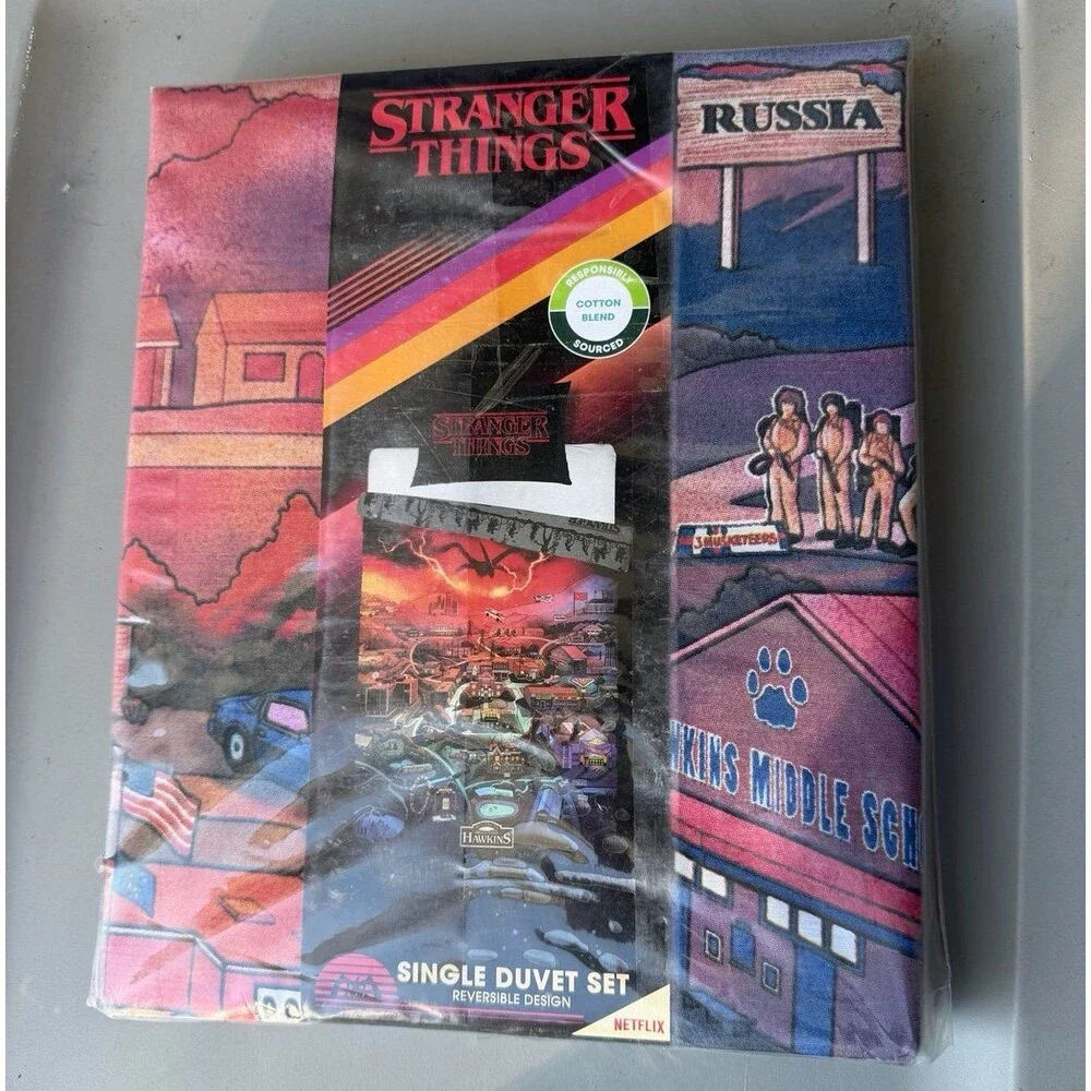 Netflix Stranger Things single duvet set with reversible design